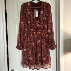 Vero Moda Women's Smila V-Neck Printed Dress Size Small NWT Print: Fired Brick